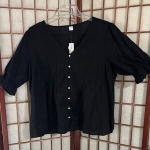 Old Navy Black Women's Blouse with Buttons 23 inches PTP